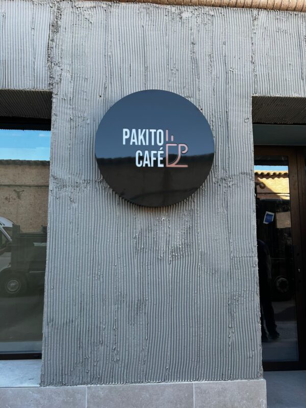 Banderola circular "Pakito Café"