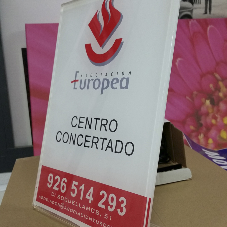 PLACAS DE METACRILATO (2)